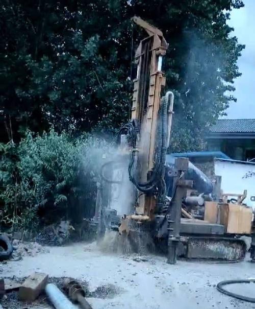 桐城钻岩石井